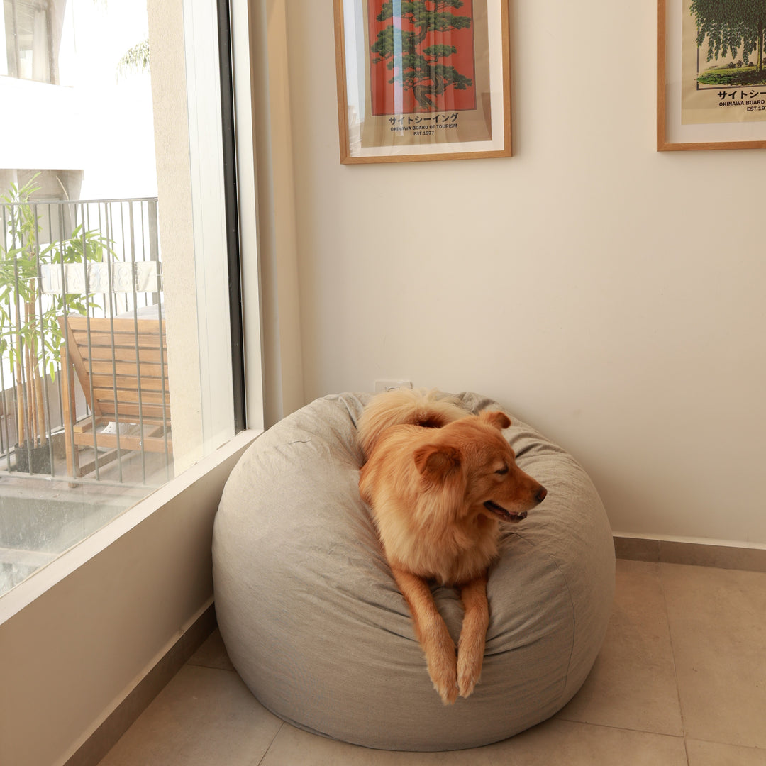 פוף עגול אפור בהיר